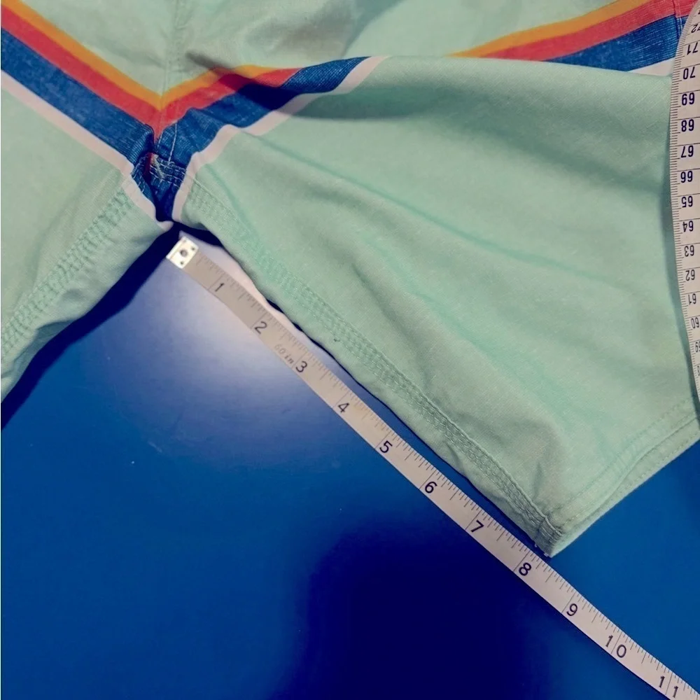 Rip Curl Boys Swim Trunks. Size L. Pristine Condition.